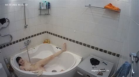 Watch Shower Girl Joanna Bath And Shave Mar Naked People With Tonk Ryry In Work Room