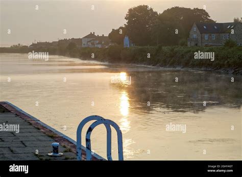 The Trent Aegir A Tidal Bore Or Eagre At West Stockwith On The Trent