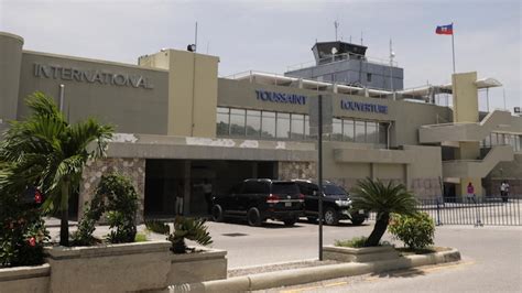 Haïti un avion de ligne à destination de Port au Prince touché par