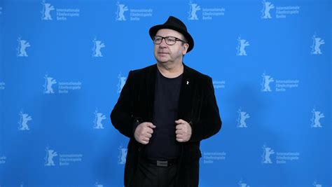 Berlinale Zbigniew Zamachowski Na Czerwonym Dywanie Elegancja