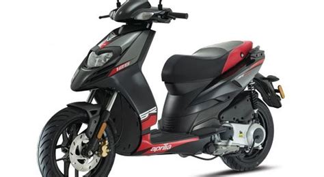 Motorrad Vergleich Aprilia Sr 50 Motard 2019 Vs Aprilia Sxr 50 2023