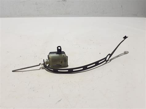 Used Porsche Panamera Fuel filler cap lock 7L5810773A