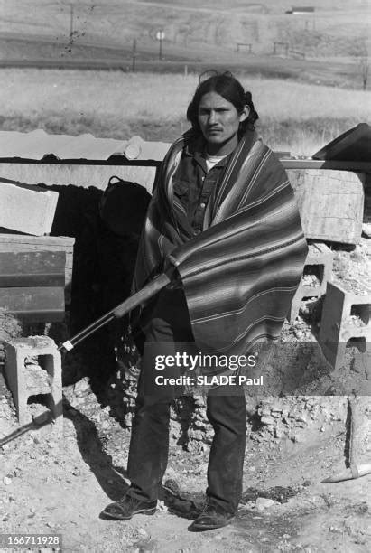 Wounded Knee Incident 1973 Photos And Premium High Res Pictures Getty Images