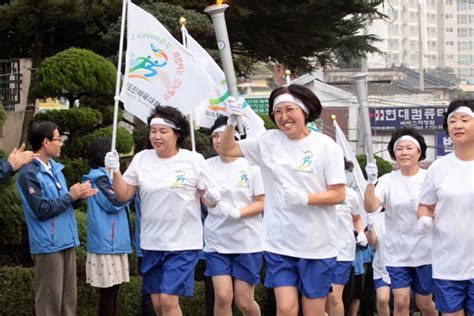 제49회 충북도민체전 성화 장령산서 채화 옥천신문