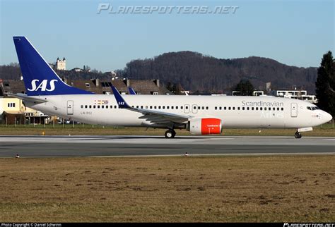 LN RGI SAS Scandinavian Airlines Boeing 737 86N WL Photo By Daniel