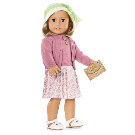 Explore the 1930s world of American Girl® Kit Kittredge™, featuring an 18-inch doll, doll ...