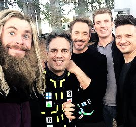 Avengers: Endgame ~Behind The Scenes - The Avengers Photo (42791336 ...