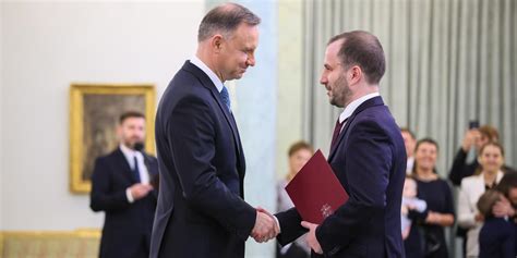 Tajemniczy prezydencki minister Mieszko Pawlak zastąpił Marcina