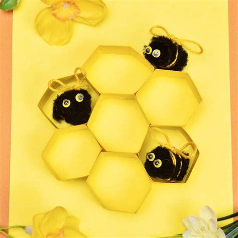 POM POM BEE CRAFT - hello, Wonderful