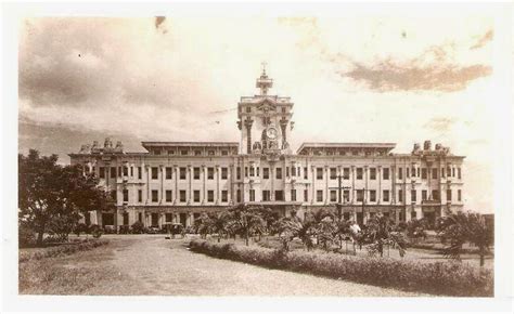 Arquitectura Manila: University of Santo Tomás Main Building