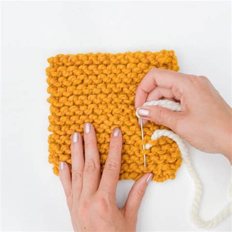 How To Weave Ends In Knitting Great Ways