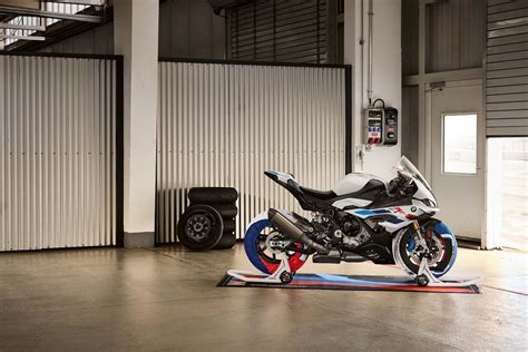 The BMW S1000RR Gets Wings and Updates for the 2023 Model Year - Asphalt & Rubber