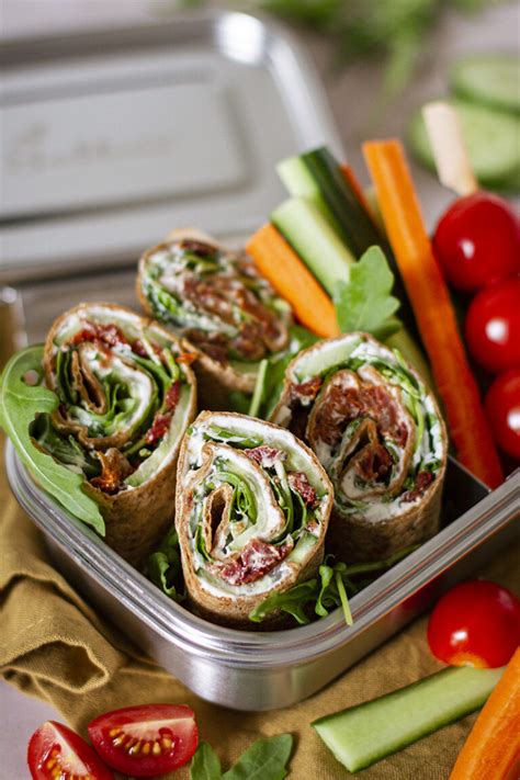 Wrap Röllchen mit getrockneten Tomaten und Rucola Simply Vegan