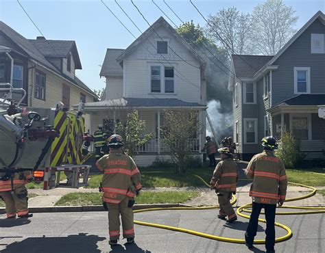 Man Escapes House Fire In Syracuse After People Knock On Door Scream