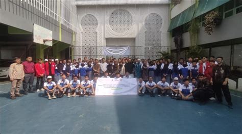 Dosen Dkv Universitas Mercu Buana Gelar Workshop Inovasi Desain Di Smk