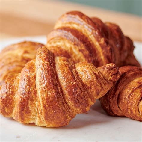 How To Make Flaky Fluffy Croissants At Home Craftsy In 2020 No