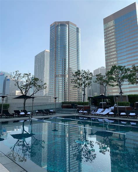 Four Seasons Hotel Hong Kong - Harper Knows