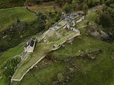 Azione Settimanale Di Migros Ticino Storia E Fascino Del Castello Di