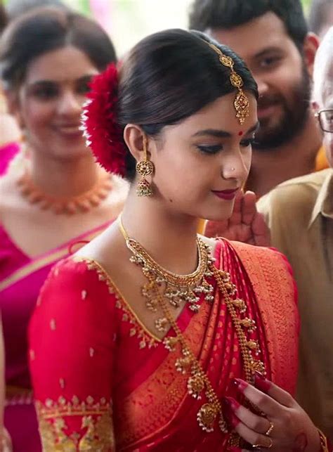 Keerthy Suresh In Red Traditional Saree Ritzystar