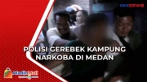 Polisi Gerebek Kampung Narkoba Di Medan Pelaku Buang Barang Bukti Ke