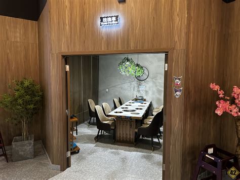 Chu Shang Hot Pot And BBQ Cherry Hill Offers Innovative Dining Room Features Freeway