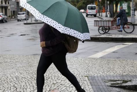 Previsão de pancadas de chuva moderada a forte no Rio MH Geral