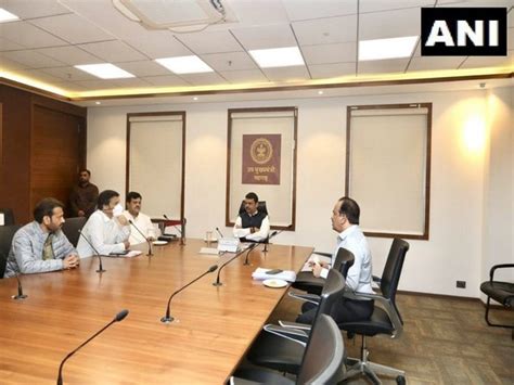 Maharashtra Dy Cm Devendra Fadnavis Holds Meeting On Obc Reservation