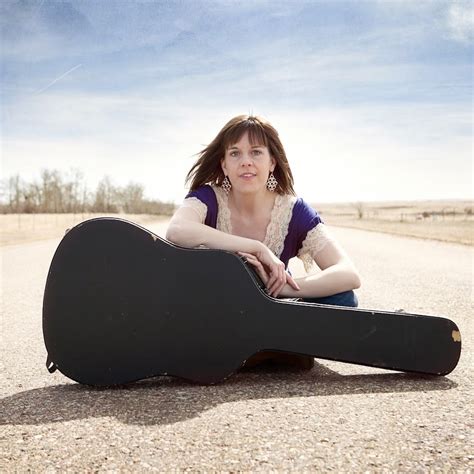 laura hayes net worth 2020