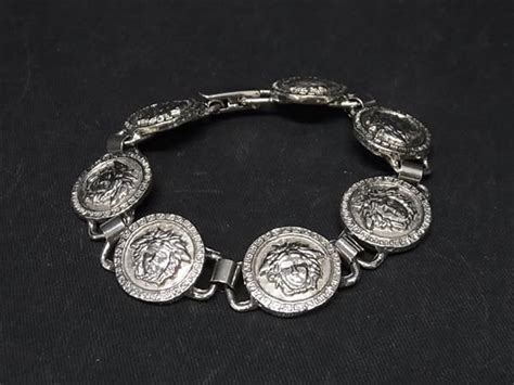 【やや傷や汚れあり】1円 美品 Gianni Versace ジャンニ ヴェルサーチ メドューサ ブレスレット アクセサリー レディース