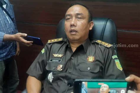 Kabag Marketing BPR HAS Blitar Ditahan Dugaan Korupsi Rp6 M