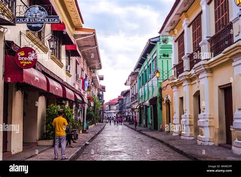 Calle Crisologo, Vigan, Ilocos Sur, Philippines Stock Photo - Alamy