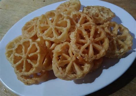 Resep Kue Kembang Goyang Wijen Renyah Anti Gagal Oleh Finari Kitchen