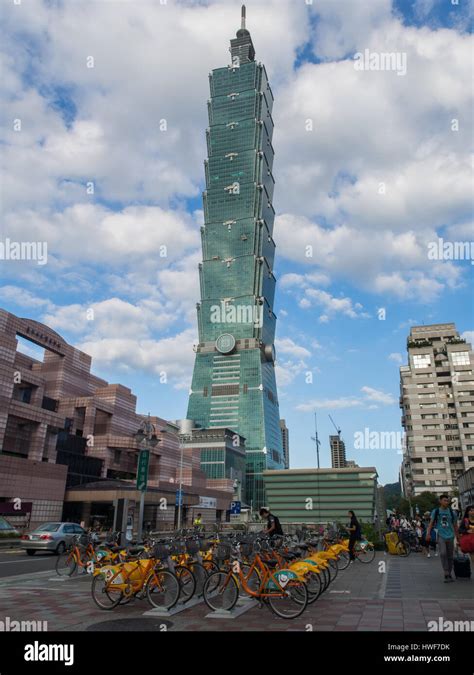 Taipei 101 Tuned Mass Damper Banque De Photographies Et Dimages à