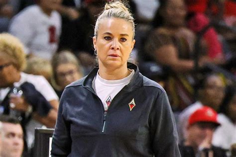 Wnba Suspends Aces Coach Becky Hammon Rescinds Draft Pick After