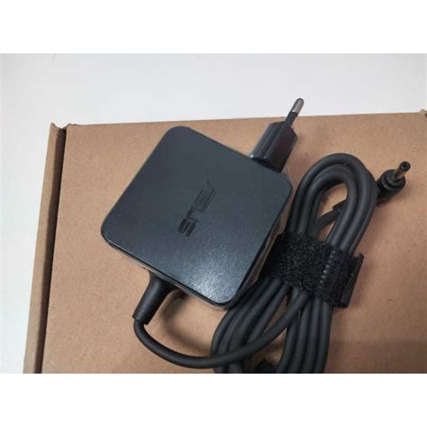 Jual Adaptor Charger Laptop Asus Vivobook 14 A405U A512U A510Q 19V 3