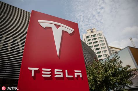 english news 英语新闻 Tesla s 7b Shanghai plant shifts into high gear