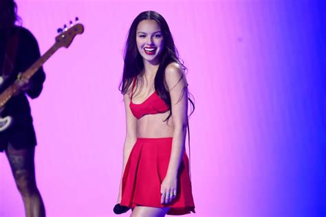 Olivia Rodrigo Announces Tour Dates With The Breeders