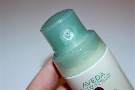 Aveda Shampure Dry Shampoo Review - Really Ree