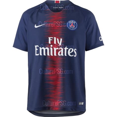 15 Photos Découvrez les nouveau maillots du Paris Saint Germain pour