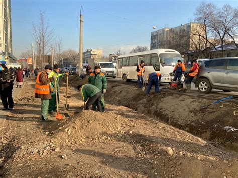 Алматыдағы Төле би Әуезов көшелерінің қиылысындағы Sulpak дүкенінің ...