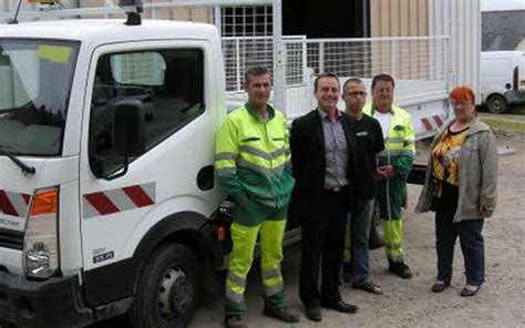 Mairie Un Nouveau Camion Pour Les Services Techniques Le T L Gramme