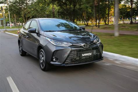 Novo Toyota Yaris Pcd Pre O E Ficha T Cnica