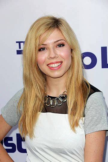 Jennette Mccurdy At To Do List La Premiere Photo Background And Picture