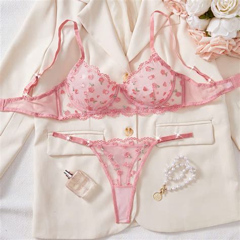 Bộ Bra Ren Hoa Hồng Nhí B Lingerie