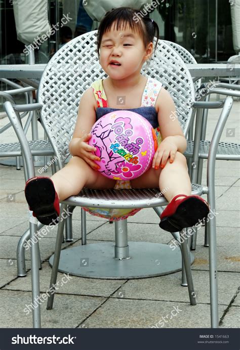 Korean Girl Pulling Funny Face Stock Photo 1541663 | Shutterstock