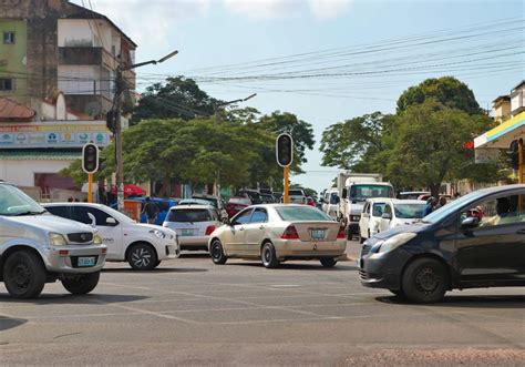 Sobe para sete número de mortos em acidente de viação em Moçambique