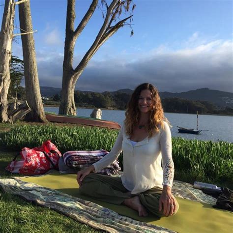 Naked Truth Of Andrea Elson Where Is She Today Biography