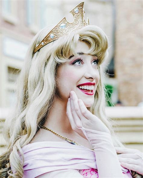 Princess Aurora At Walt Disney World Face Character Sleeping Beauty Disney Princes