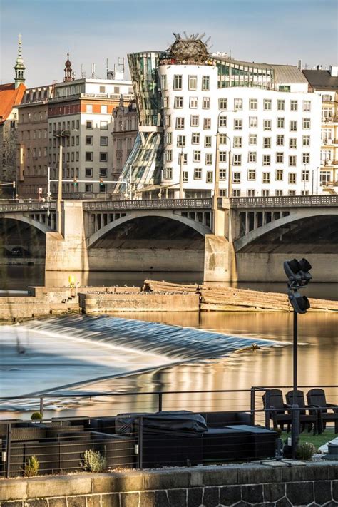 Los Influencers Barceloneta Canal Viajar Un Paseo Por Praga De La