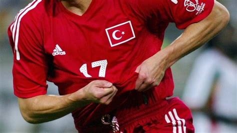 Lat Ko Czy Ilhan Mansiz Gwiazda Reprezentacji Turcji Na Mundialu W